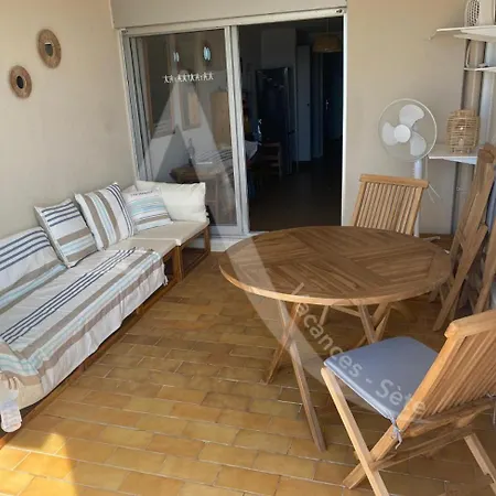 Lägenhet Avec Loggia Et Terrasse, 1er Ligne Et Vue Pour 4 Personnes Sète