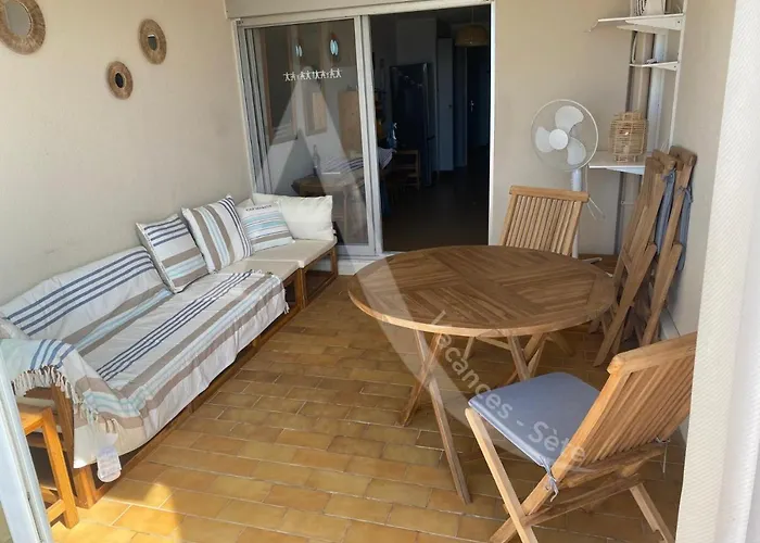아파트 Avec Loggia Et Terrasse, 1er Ligne Et Vue Pour 4 Personnes 세테
