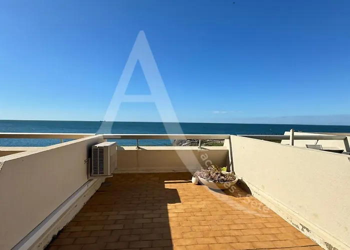 아파트 Avec Loggia Et Terrasse, 1er Ligne Et Vue Pour 4 Personnes