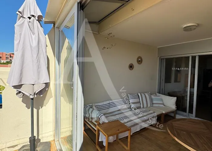 Avec Loggia Et Terrasse, 1er Ligne Et Vue Pour 4 Personnes